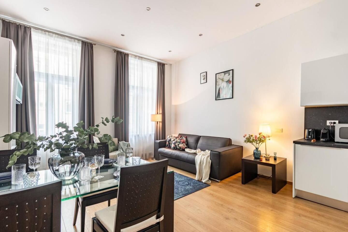 Place Of Grace - 50 Meters From Dancing House Apartmán *