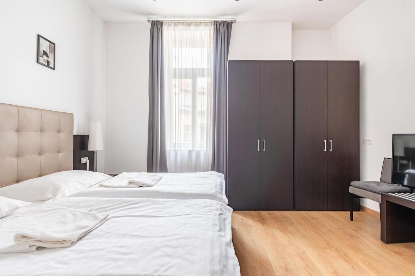 Apartmán Place Of Grace - 50 Meters From Dancing House Praha